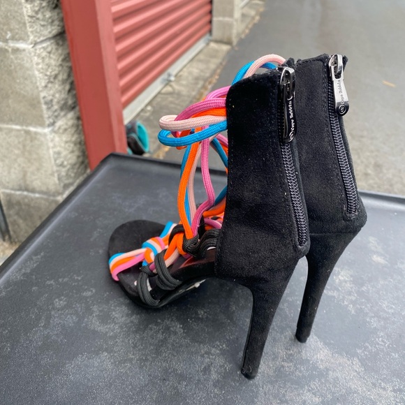 Cape Robbin Multi Color Suede bungees Strappy Stilleto Sandals Size 7.5 - Picture 8 of 10